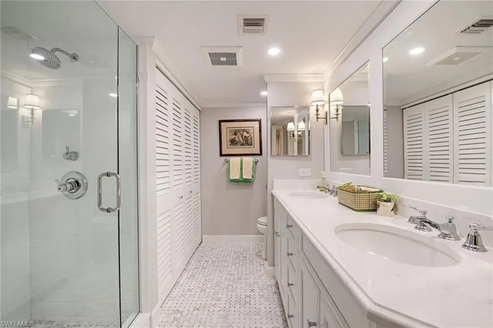 6710 Pelican Bay Blvd # 425, Naples Fl 34108