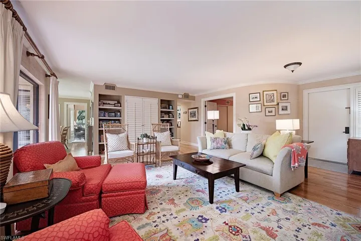6710 Pelican Bay Blvd # 425, Naples Fl 34108