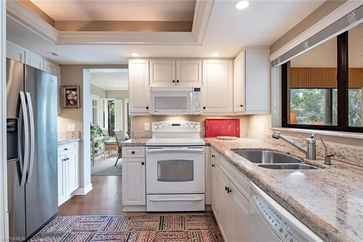 6710 Pelican Bay Blvd # 425, Naples Fl 34108