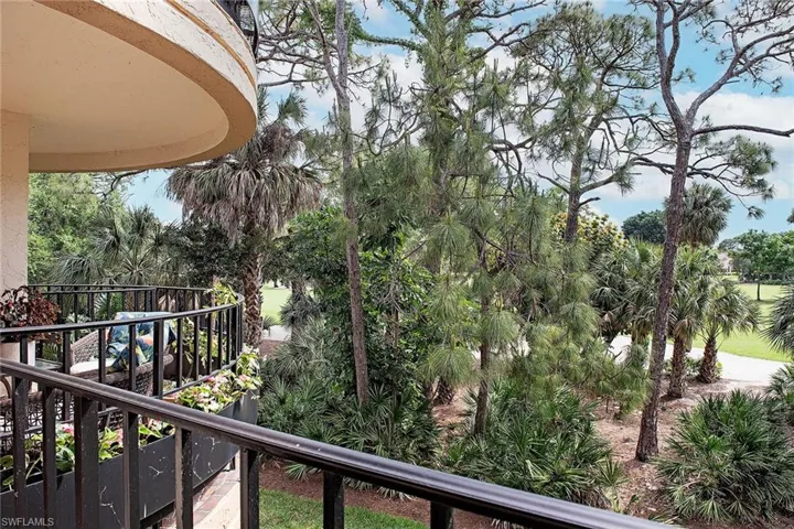 6710 Pelican Bay Blvd # 425, Naples Fl 34108