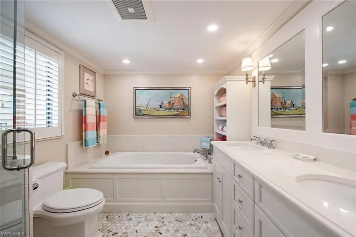 6710 Pelican Bay Blvd # 425, Naples Fl 34108