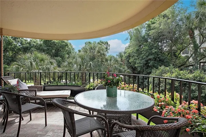 6710 Pelican Bay Blvd # 425, Naples Fl 34108
