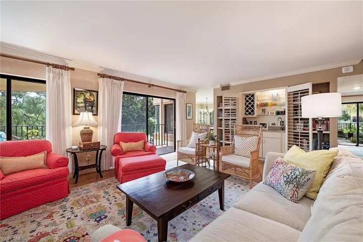 6710 Pelican Bay Blvd # 425, Naples Fl 34108