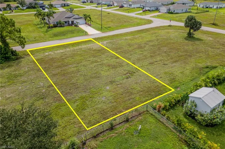 2726 Nw 19th Ave, Cape Coral, Florida 33993