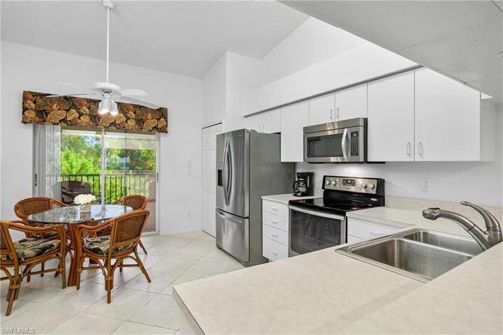Open kitchen just off the screened in lanai space.