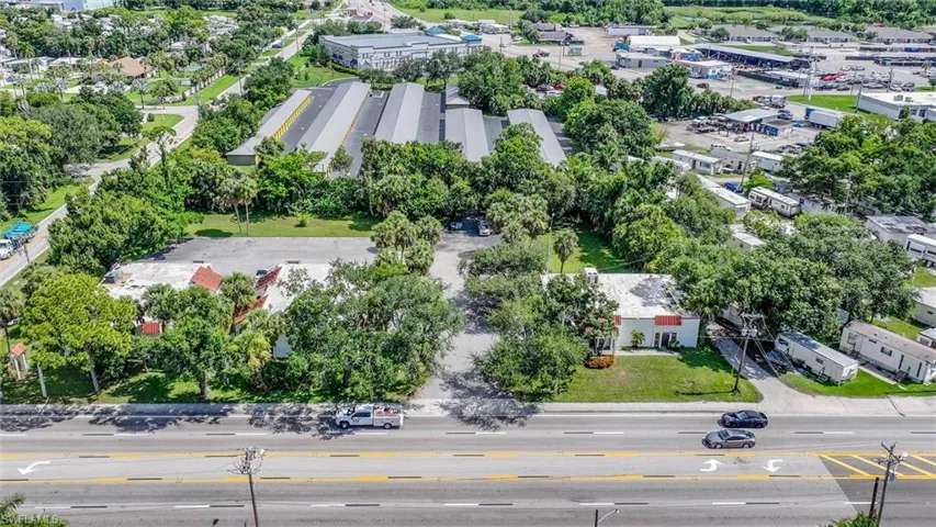 68-72-76  Pondella  RD, North Fort Myers, FL 33903