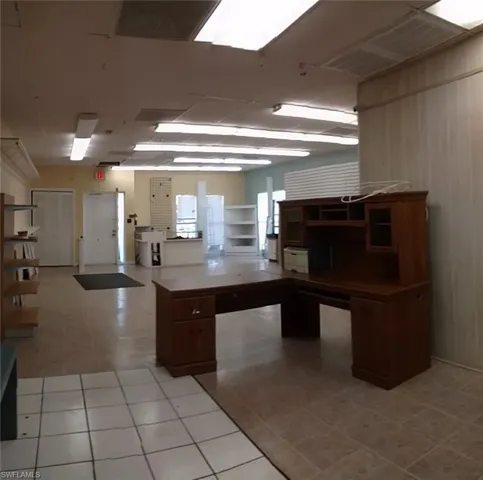 68-72-76  Pondella  RD, North Fort Myers, FL 33903