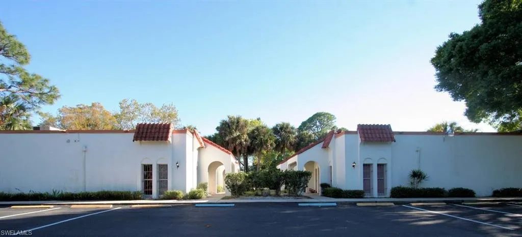 68-72-76  Pondella  RD, North Fort Myers, FL 33903