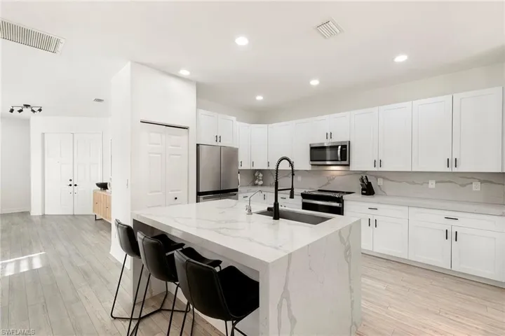 1380 Areca Cv, Naples, Florida 34119