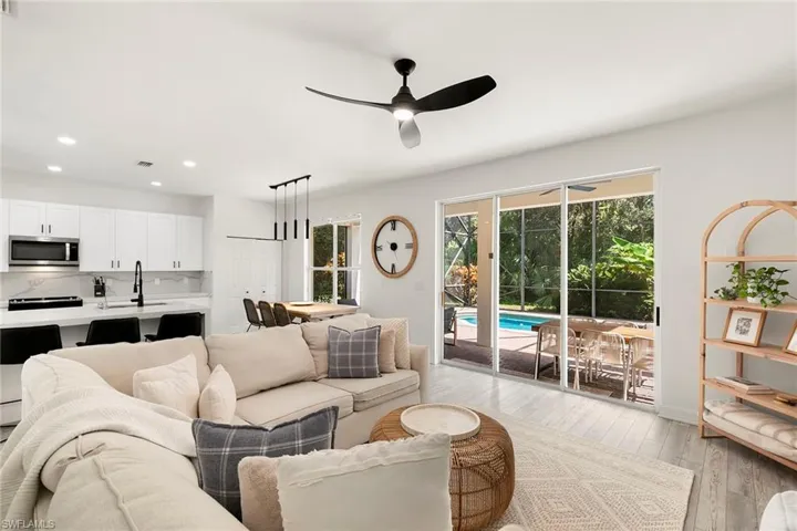 1380 Areca Cv, Naples, Florida 34119