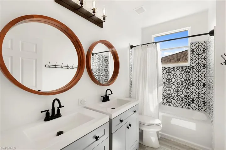 1380 Areca Cv, Naples, Florida 34119