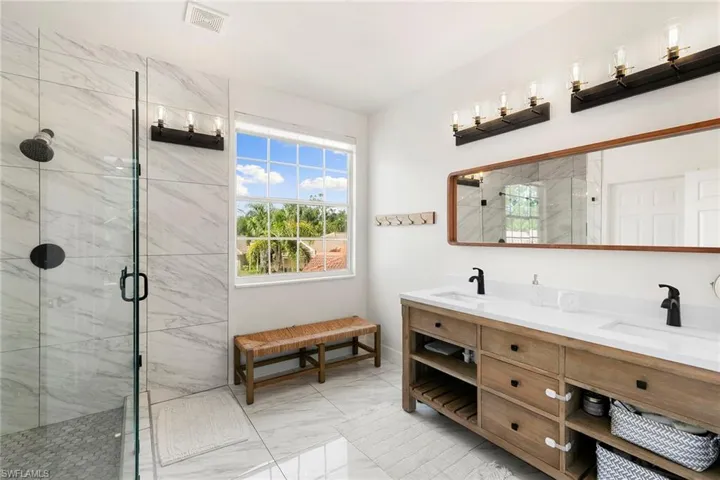 1380 Areca Cv, Naples, Florida 34119