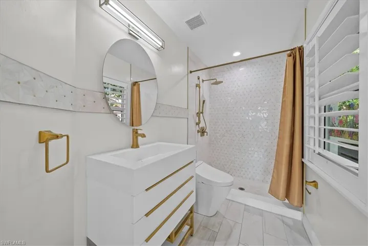 7985  Beaumont  CT, Naples, FL 34109