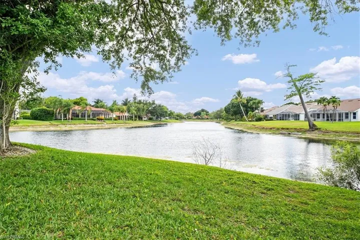 7985  Beaumont  CT, Naples, FL 34109