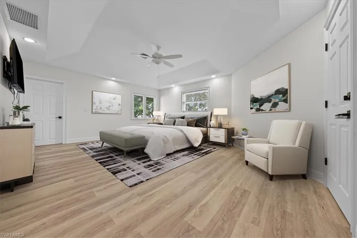 7985  Beaumont  CT, Naples, FL 34109