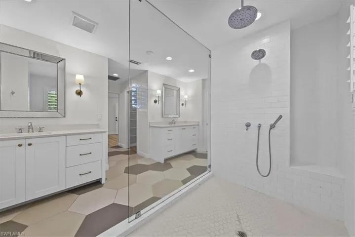 7985  Beaumont  CT, Naples, FL 34109