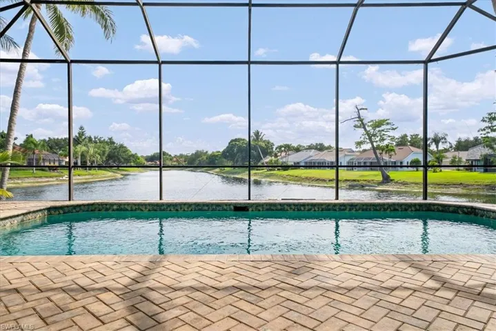 7985  Beaumont  CT, Naples, FL 34109