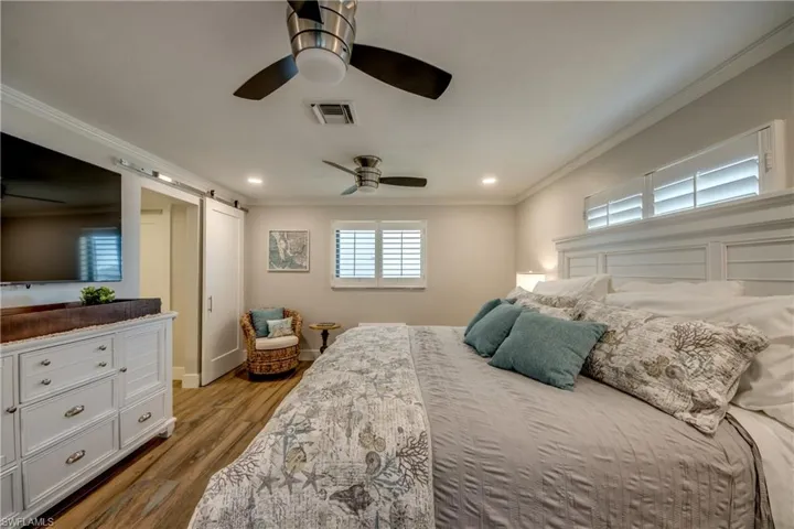 11599 Island Ave, Matlacha, Florida 33993