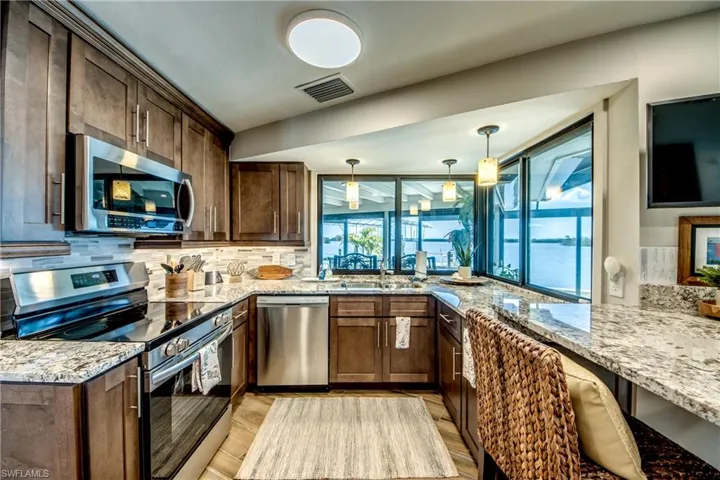 11599 Island Ave, Matlacha, Florida 33993