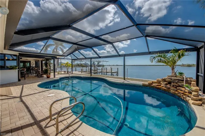 11599 Island Ave, Matlacha, Florida 33993