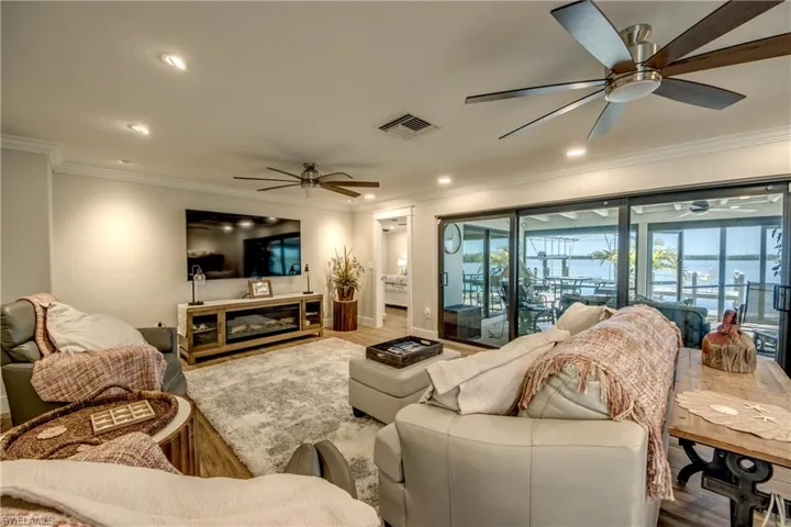 11599 Island Ave, Matlacha, Florida 33993