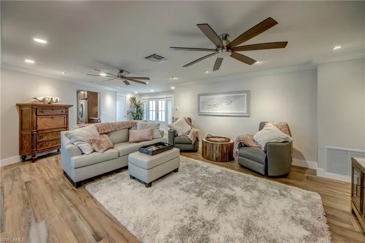 11599 Island Ave, Matlacha, Florida 33993