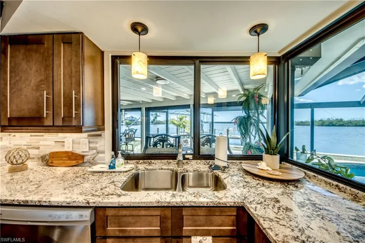 11599 Island Ave, Matlacha, Florida 33993