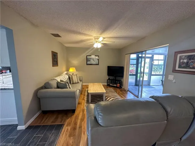 1321  Sandtrap  DR, Fort Myers, FL 33919