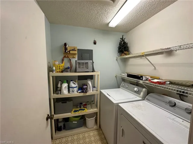 1321  Sandtrap  DR, Fort Myers, FL 33919