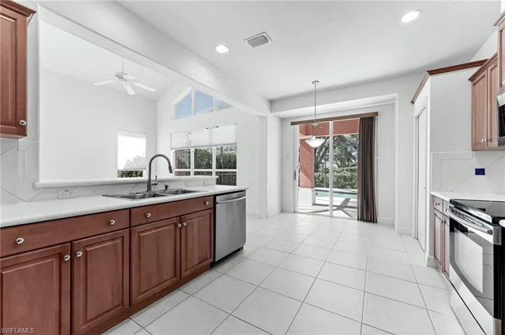 20171 Eagle Glen Way, Estero, Florida 33928
