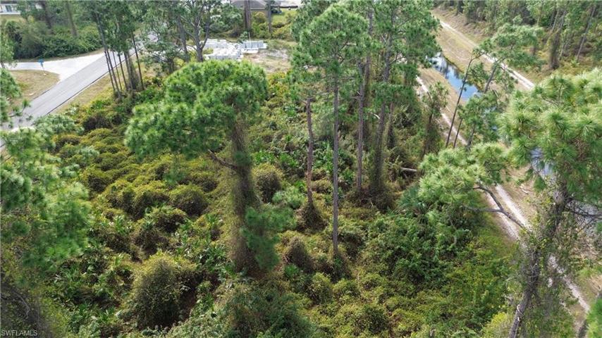 750 Genoa AVE S, LEHIGH ACRES FL 33974