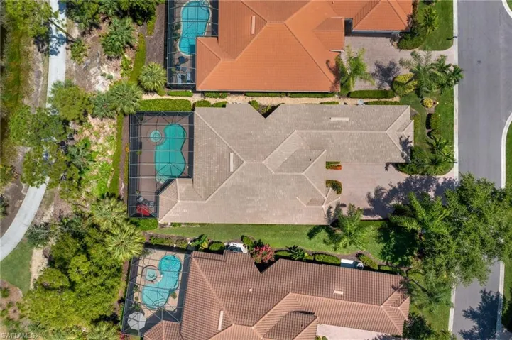 View of birds eye view of property
