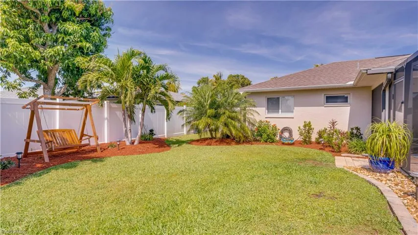 2008 Bolado Pkwy, Cape Coral Fl 33990