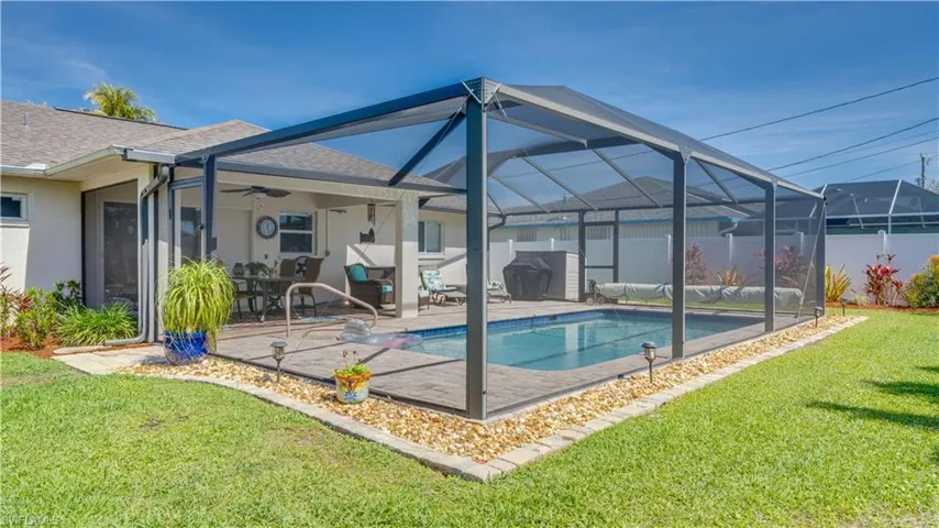 2008 Bolado Pkwy, Cape Coral Fl 33990