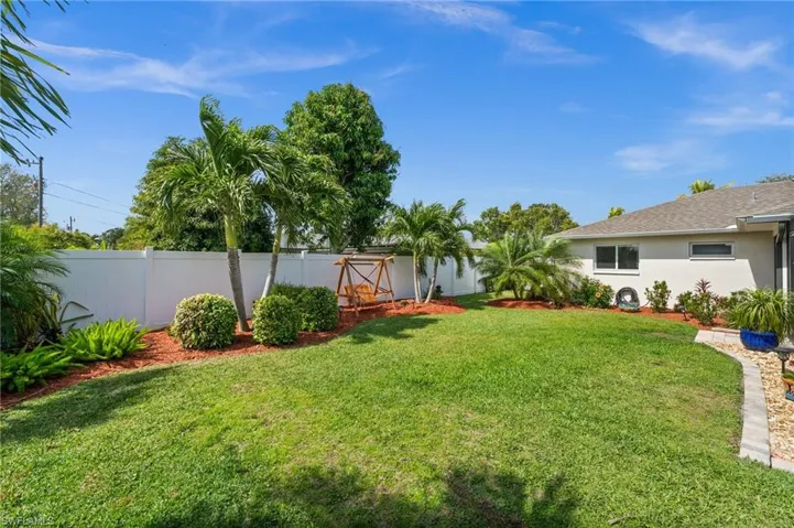 2008 Bolado Pkwy, Cape Coral Fl 33990