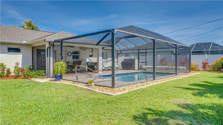 2008 Bolado Pkwy, Cape Coral Fl 33990