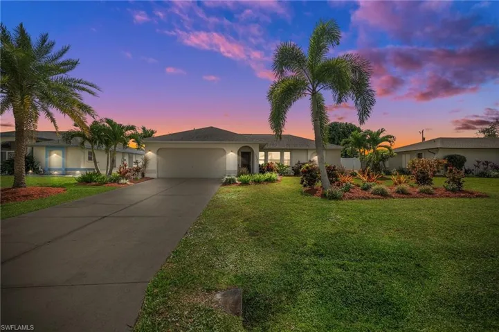2008 Bolado Pkwy, Cape Coral Fl 33990