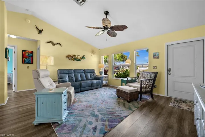 2008 Bolado Pkwy, Cape Coral Fl 33990
