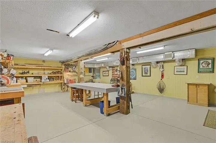 Plenty of room here for a workshop or whatever
