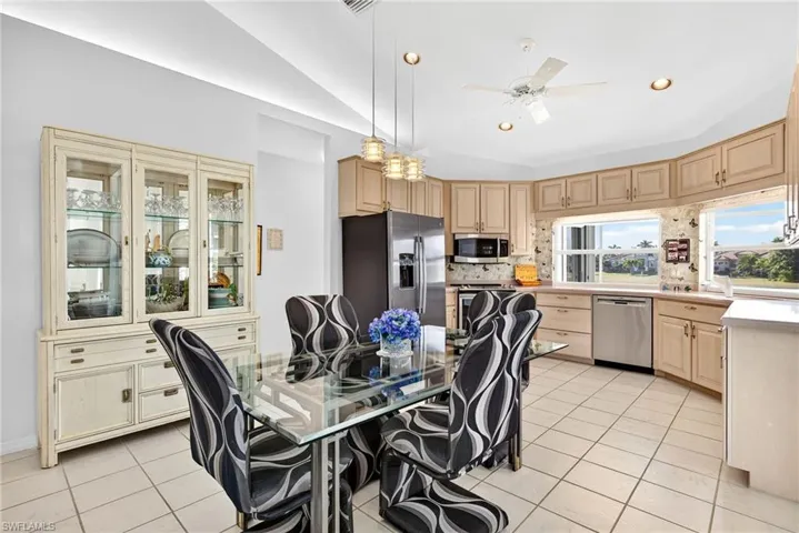 489 Adirondack Ct, Marco Island, Florida 34145