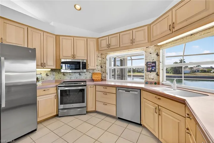 489 Adirondack Ct, Marco Island, Florida 34145