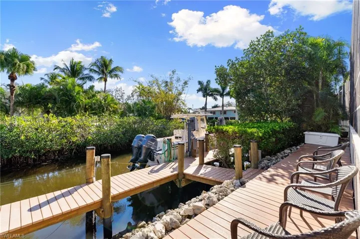 River Reach Estates offers easy maintenance with the lawn care, pool care, mangrove trimming, maintenance of irrigation systems & paint reserves all covered by the HOA!