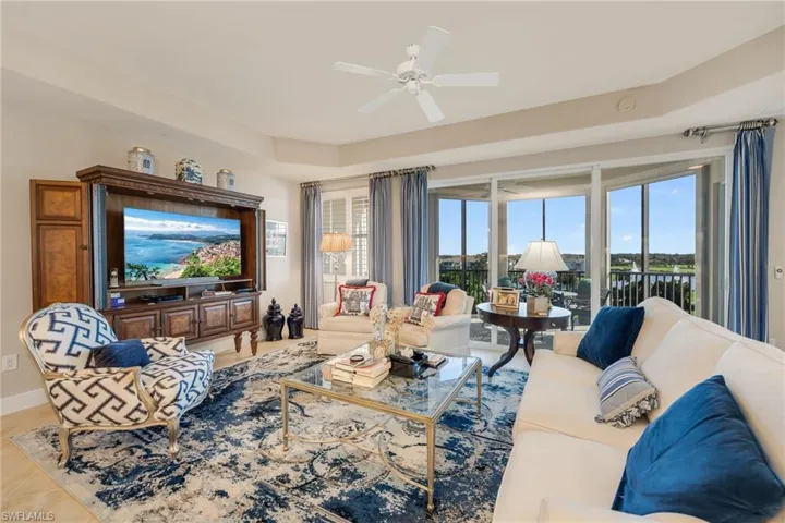 580 El Camino Real 3504, Naples, Florida 34119