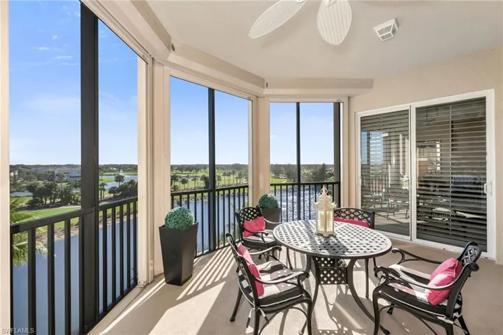 580 El Camino Real 3504, Naples, Florida 34119