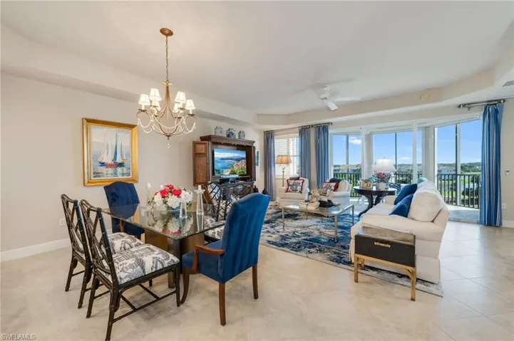 580 El Camino Real 3504, Naples, Florida 34119