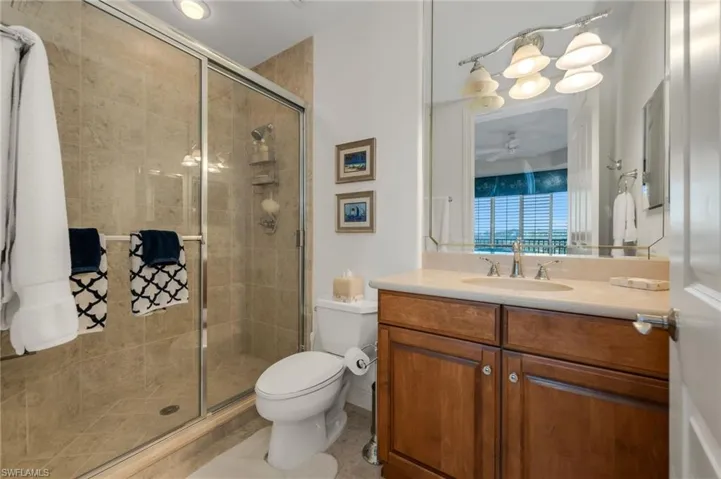 580 El Camino Real 3504, Naples, Florida 34119