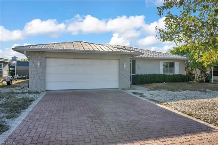 128 San Salvador St, Naples, Florida 34113