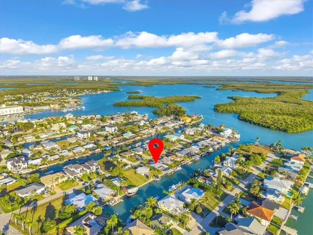 128 San Salvador St, Naples, Florida 34113