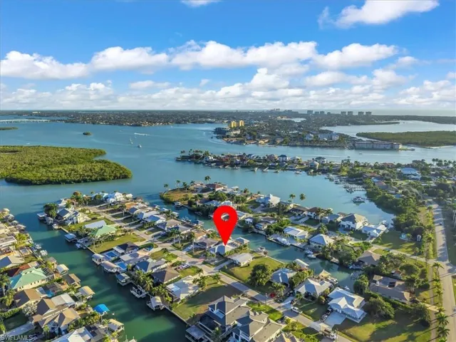 128 San Salvador St, Naples, Florida 34113