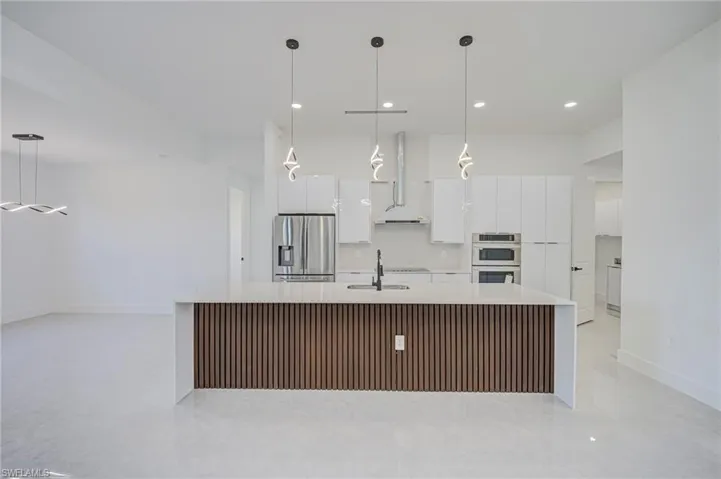 3500 33rd St Sw, Lehigh Acres, Florida 33976